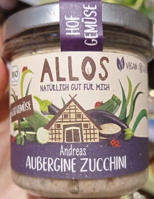 Hof-Gemüse Aubergine Zucchini