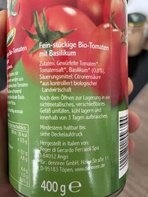 Tomaten fein - stückig mit Basilikum