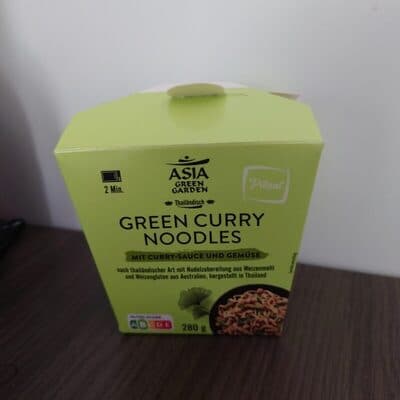Green Curry Noodles