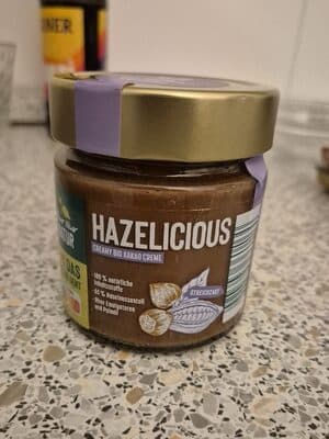 Haselnuss Creme