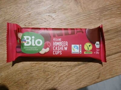 Himbeer-Cashew Cups