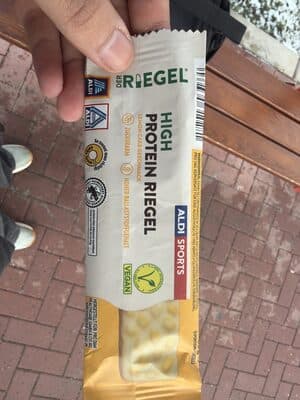 High Protein Riegel Lemon Cake