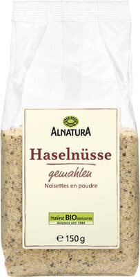 Haselnüsse gemahlen