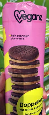 Doppelkeks mit feiner Kakaocreme
